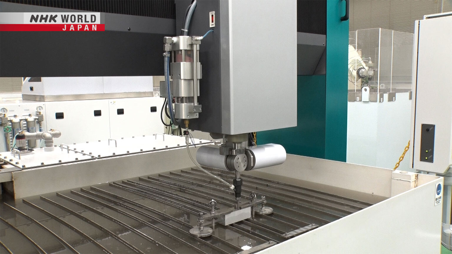 Sugino Machine's water jet cutter technology featured on Japan's Top Inventions on NHK Television